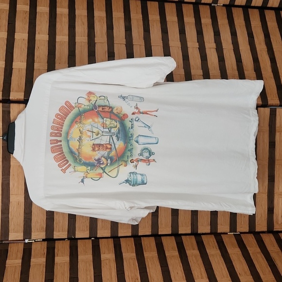 Tommy Bahama printed button down - Picture 4 of 4